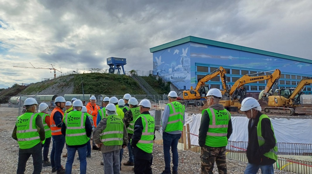 Visite des élus à l'usine hydroélectrique EDF de Marckolsheim